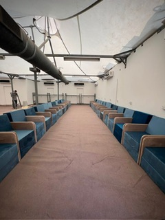 البدء في فرش صوالين مشعر منى‬⁩ 